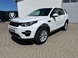 Land Rover Discovery Sport 2.0 TD4 SE AWD/Navi/Bi-Xenon/Kam - Land Rover Discovery: Discovery4