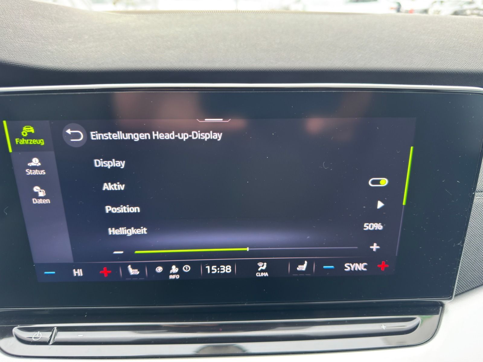 Fahrzeugabbildung SKODA Octavia Combi 2.0 TDI 6-Gang*LED*Head-Up*NAVI*Si