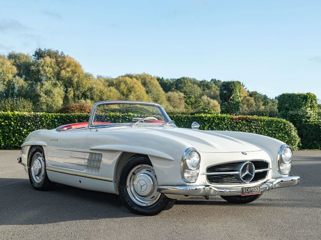 Mercedes-Benz 300SL Roadster