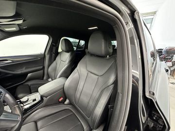 BMW X4 - 4