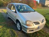 Nissan Almera Tino - Nissan Almera Tino aus 2002