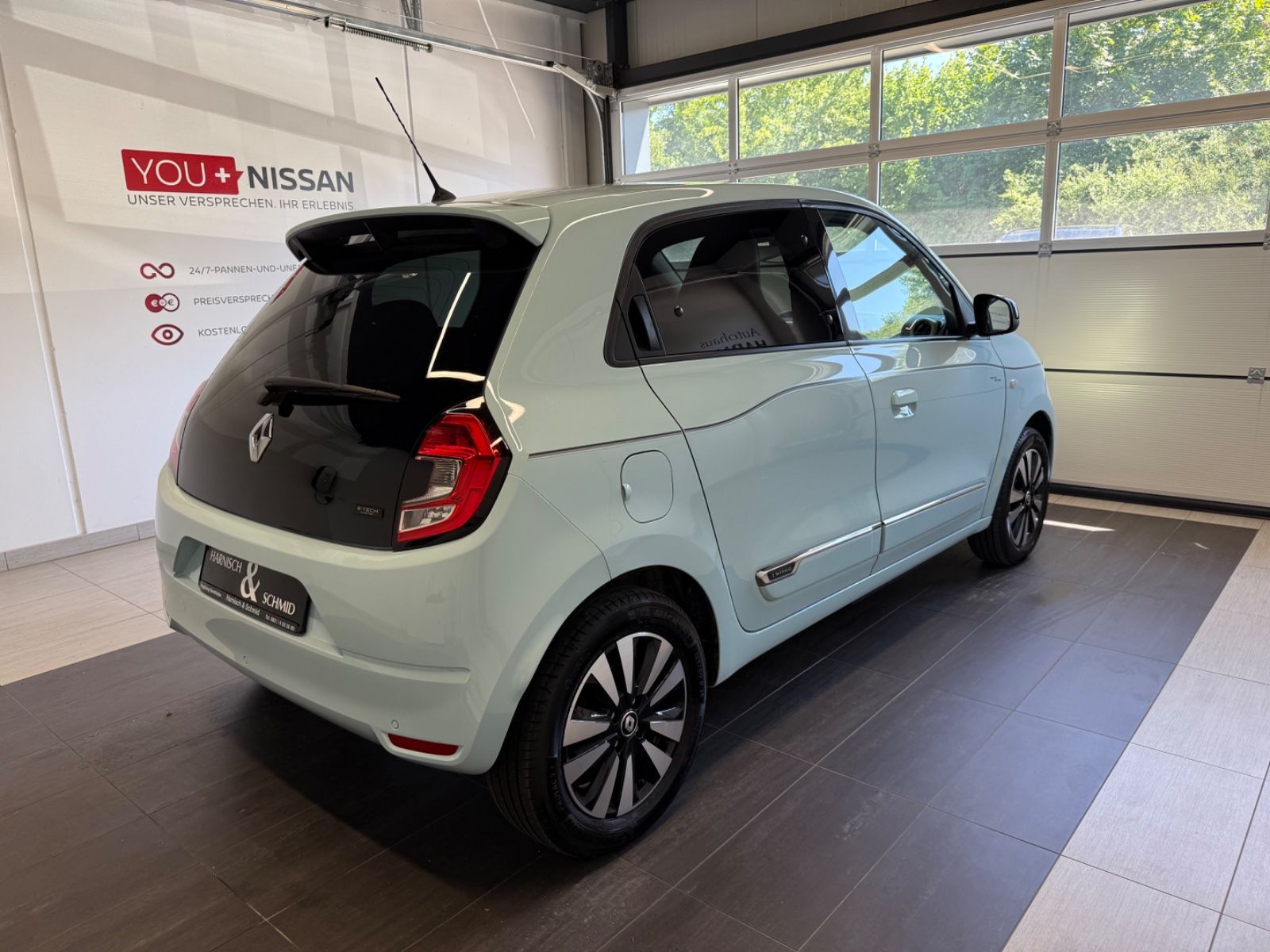 Fahrzeugabbildung Renault Twingo Techno Electric, Navi, Rückfahrkamera