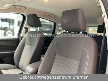 Ford C-Max - 12