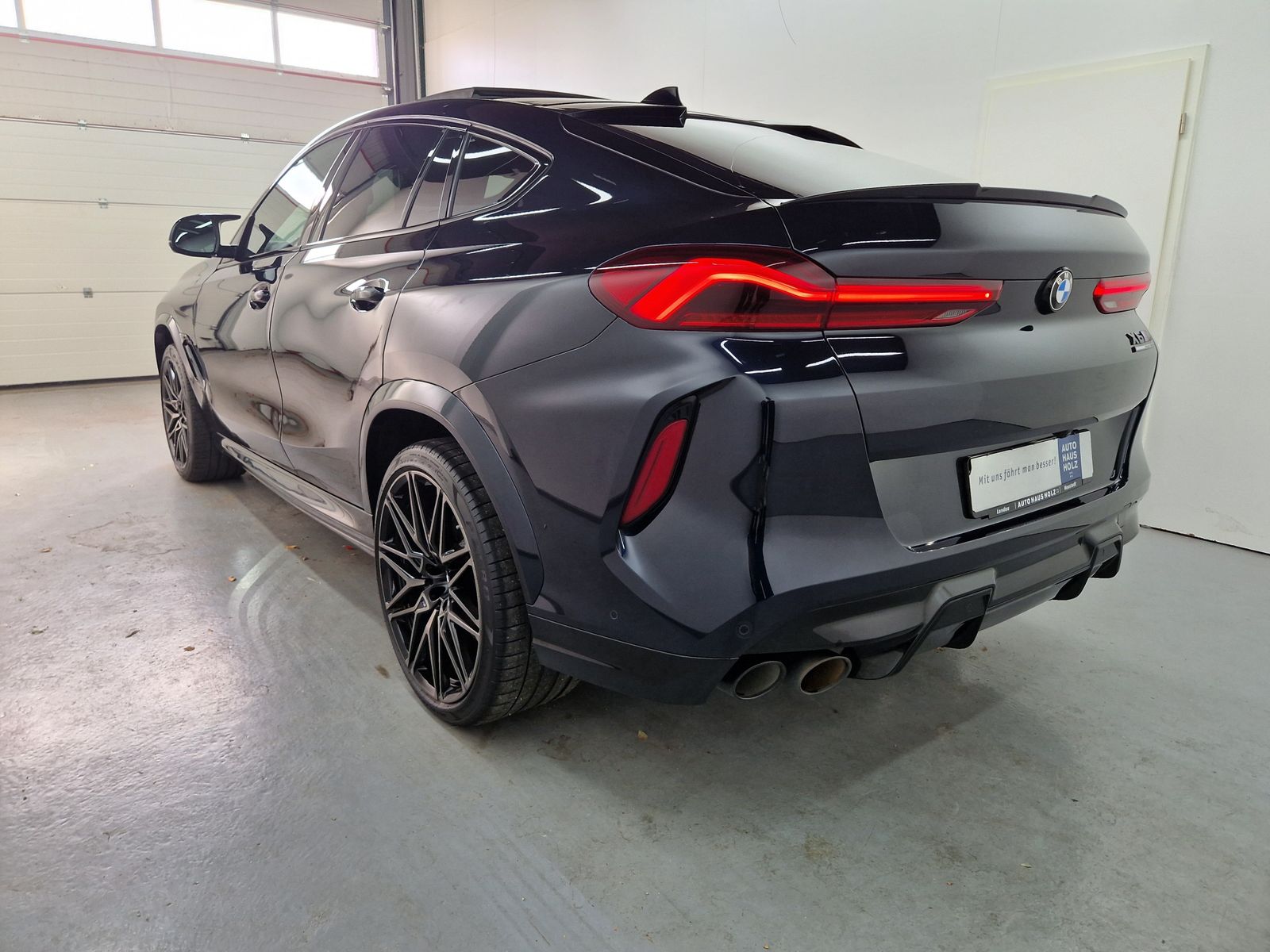 BMW X6 M  xDrive Competition HUD LED Harman-Kardon – Bild 2