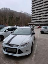 Ford Focus 1,0 EcoBoost 92kW Titanium Turnier Tit... - Ford Focus aus 2012: Ecoboost