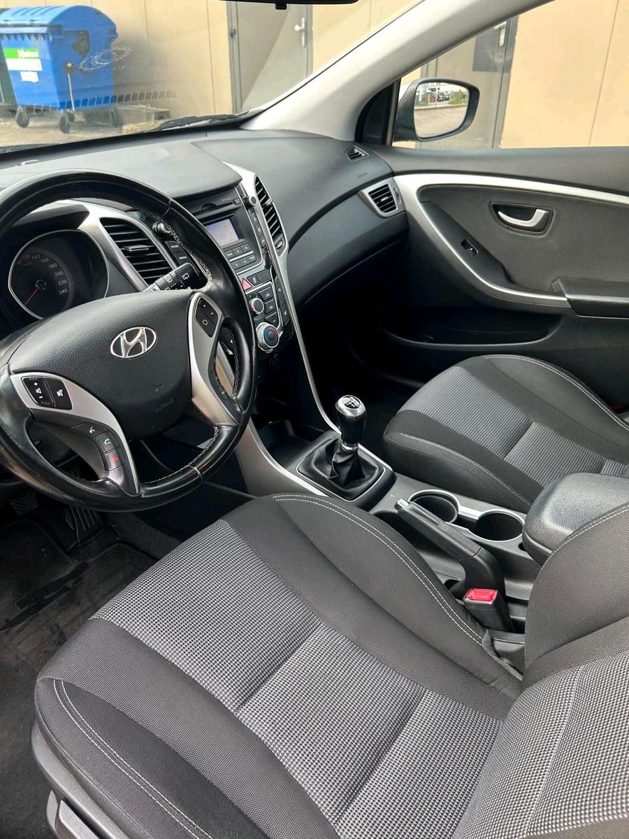 Hyundai i30 2014 — фото 15