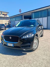 Jaguar F-Pace - 1