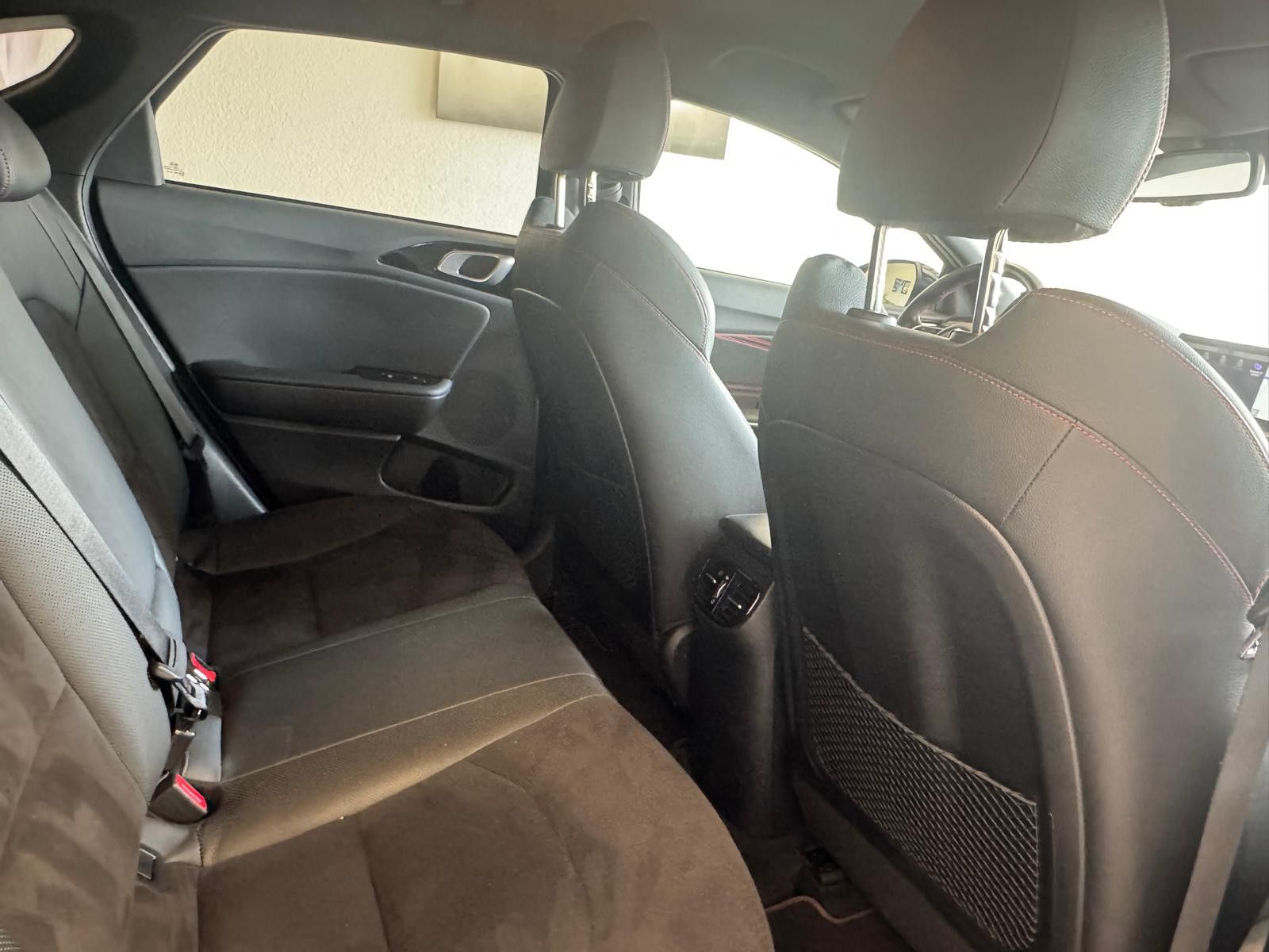 Fahrzeugabbildung Kia ProCeed GT/1.HAND/SCHECKHEFT/NAVI/KLIMA