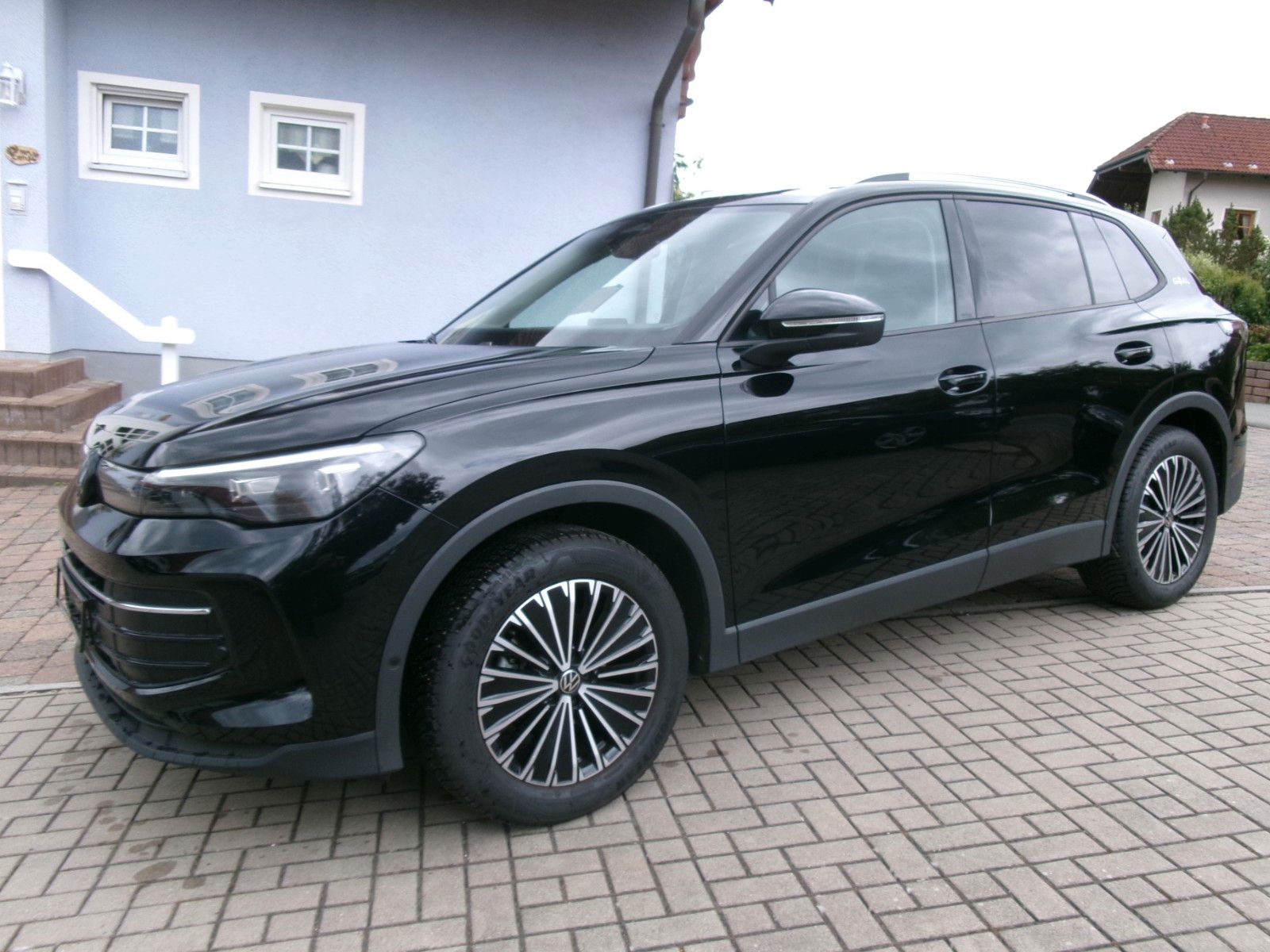 Volkswagen Tiguan 1.5 eTSI 96 kW Goal 1.Hand TOP ZUSTAND imagem 3