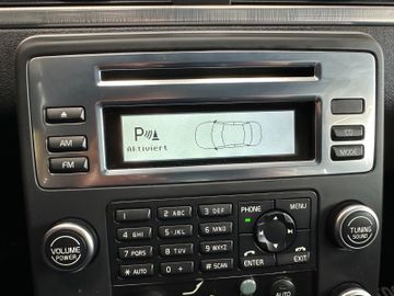 Volvo V70 Kombi Momentum *Leder*