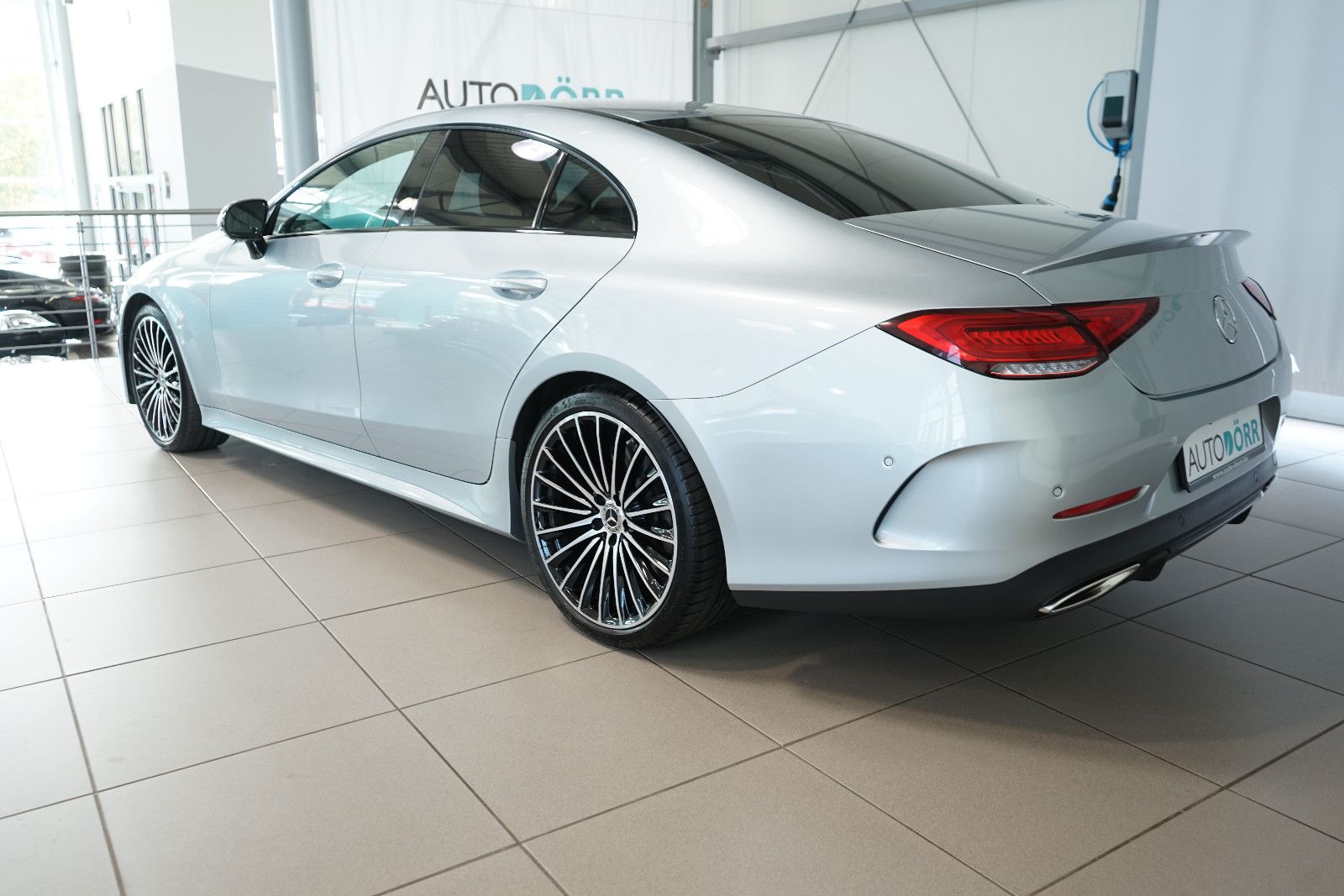 Mercedes-Benz CLS 450 4M AMG Line Night Luft Massage Burmester foto 3