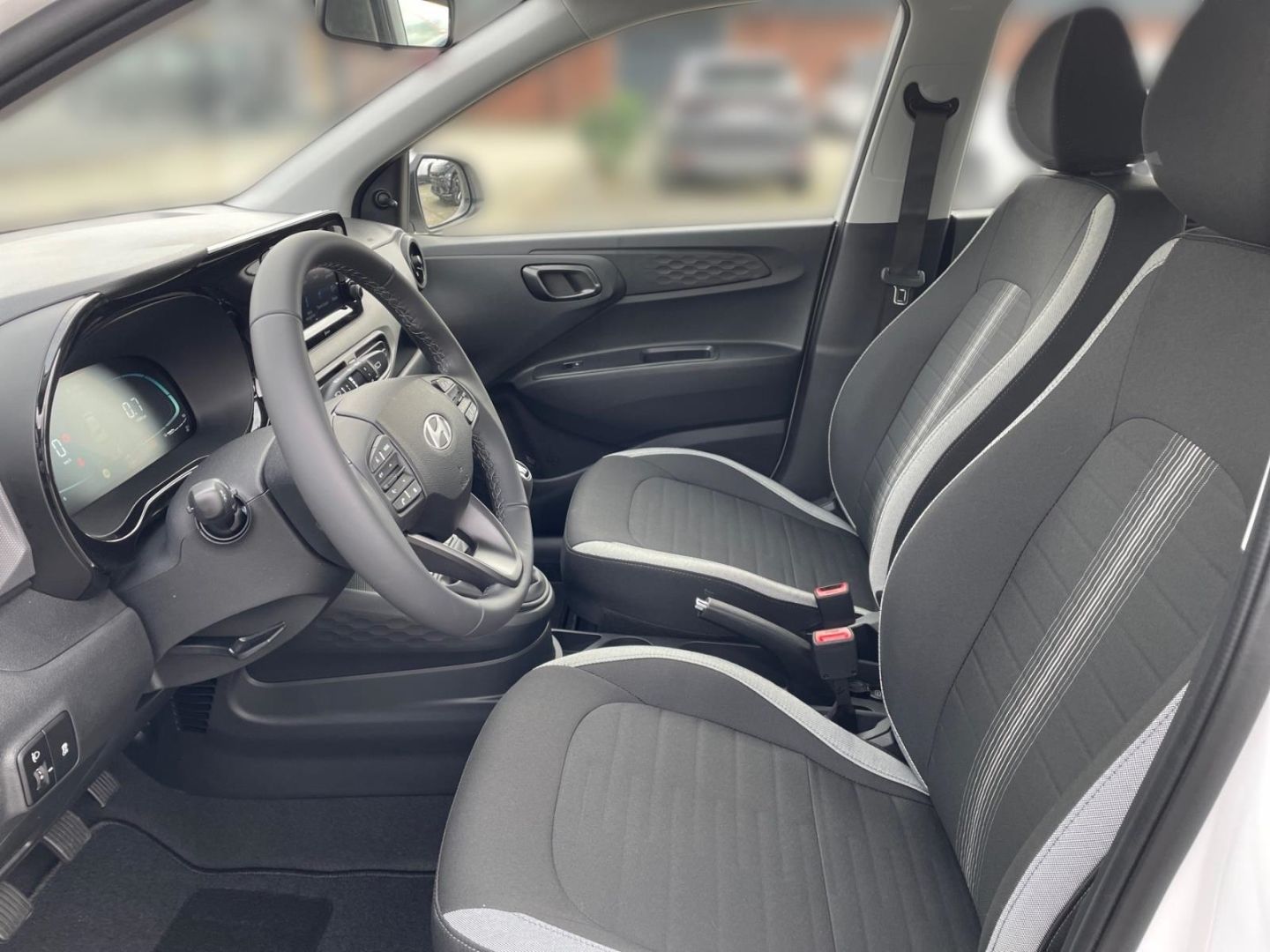 Fahrzeugabbildung Hyundai i10 1.0 Select  Navigation Rückfahrkamera Parkse