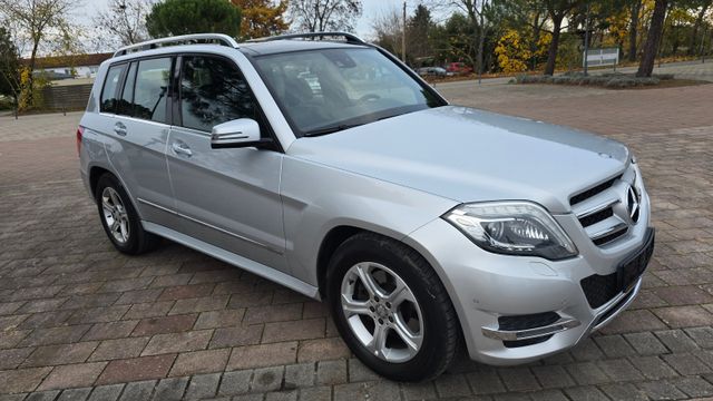 Mercedes-Benz GLK 220 CDI 4Matic AHK SHZ XEN NAVI LED PANO EU6