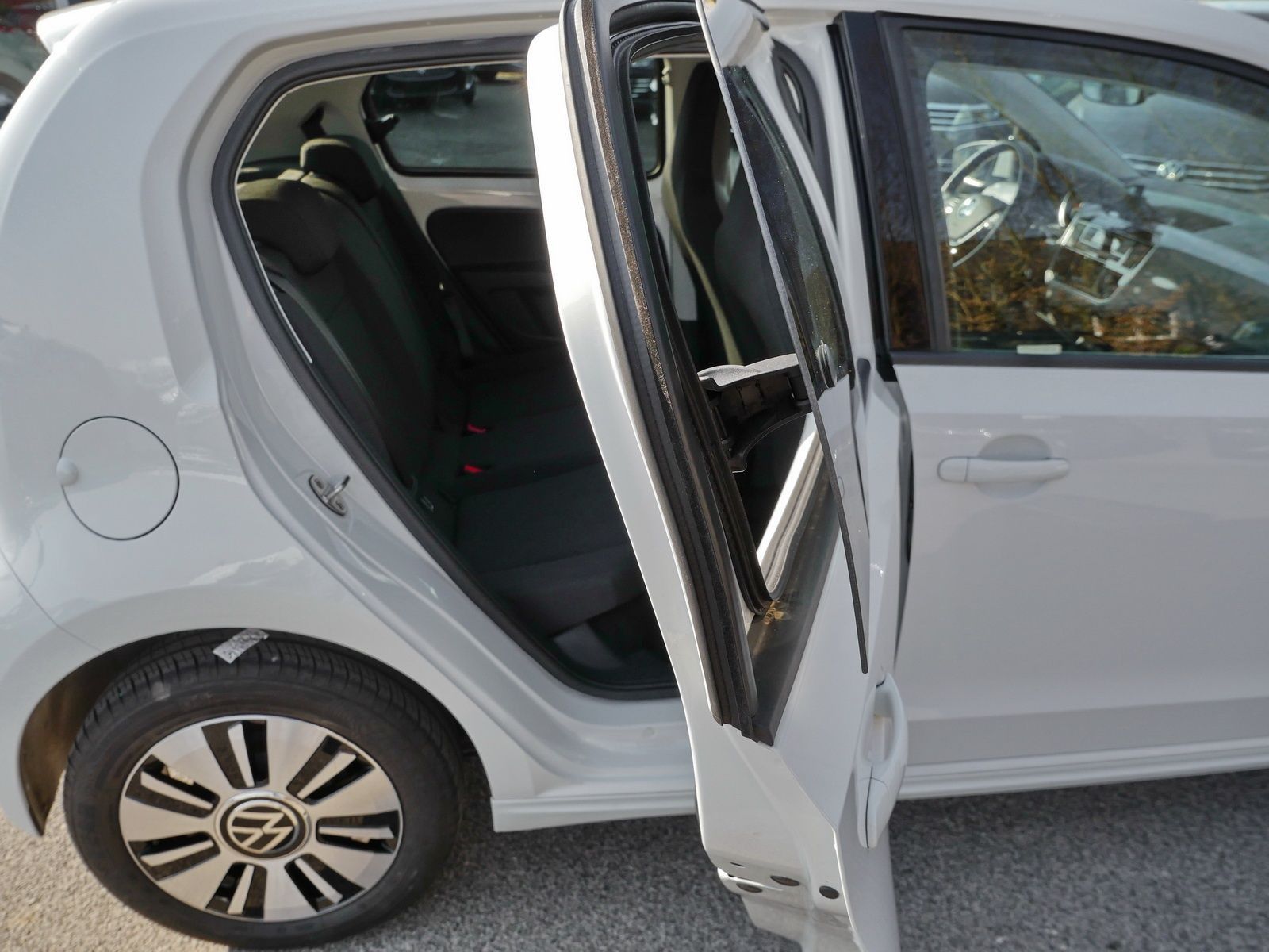 Volkswagen e-up! - Bild 17