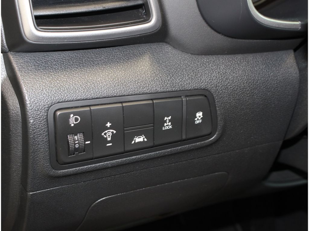 Fahrzeugabbildung Hyundai Tucson Style 4WD 1.6 *Navi*Kamera *LED*