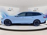 BMW i5 eDrive40 Touring UVP: 96.420€ - BMW i5 mit Anhängerkupplung