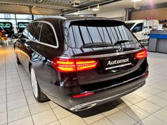 MERCEDES-BENZ E 200 T Avantgarde*LED*Navi*SHZ*Park-Assistent