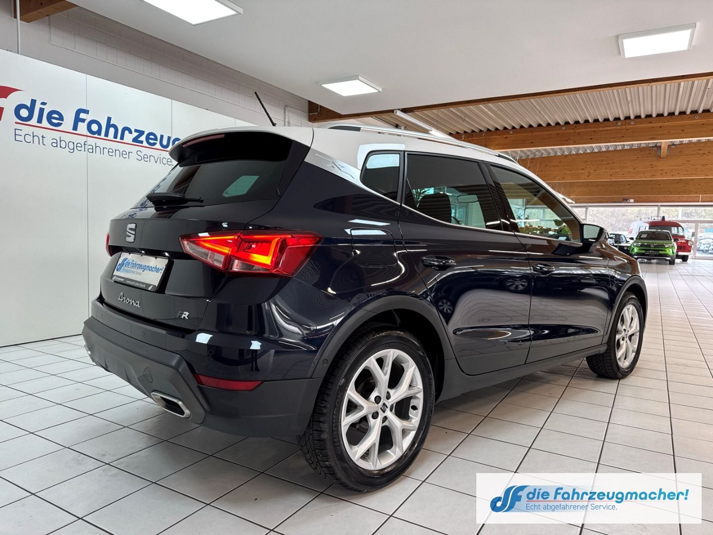 Fahrzeugabbildung SEAT Arona FR Navi Digitales Cockpit LED Sperrdiff. A