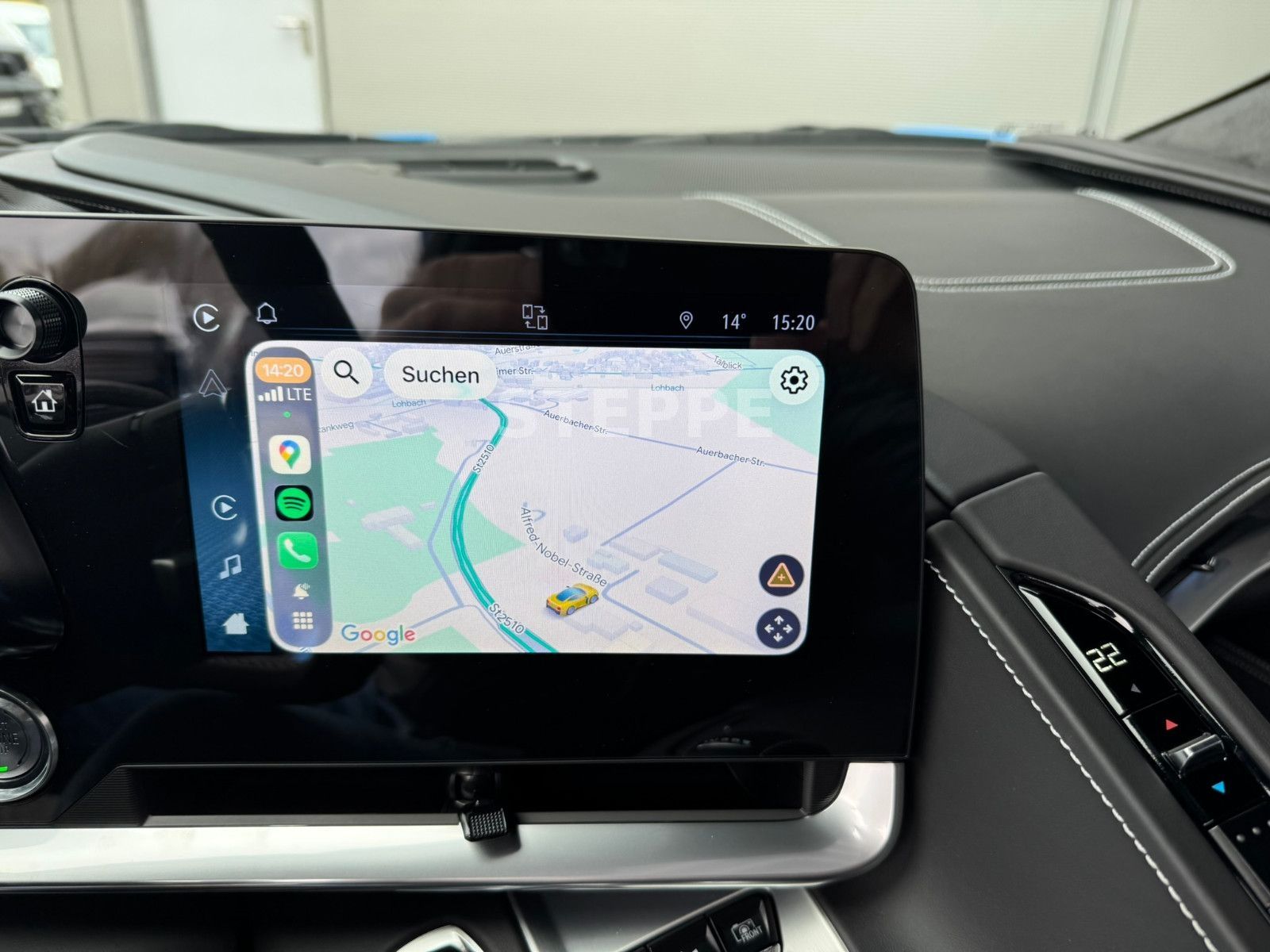 Corvette C8 Stingray Convertible 3LT Europamodell STEPPE