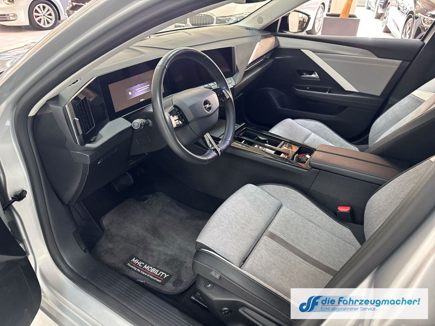 Fahrzeugabbildung Opel Astra L Sports Tourer Elegance 1.5 D EU6e Navi L