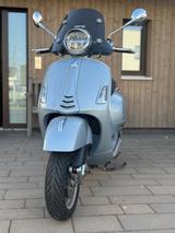 Vespa GTS 300 EZ 2021 erst 3535 km  - VESPA SILBER