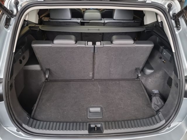 Fahrzeugabbildung Volkswagen Tayron 2.0 TDI Elegance 4Motion 7-SITZER STHZG N