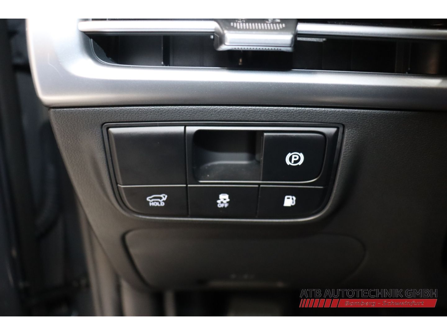 Fahrzeugabbildung Hyundai Tucson Prime 1.6 T-GDI PHEV 4WD SOH 98,7%  HUD N