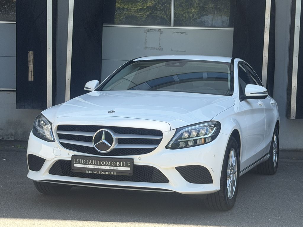 Image of Mercedes-Benz C 200