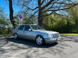 Mercedes-Benz Mercedes W124 E280 AMG 5 Gang Leder Klima ... - gebrauchte Mercedes-Benz E 280 aus dem Jahr 1995