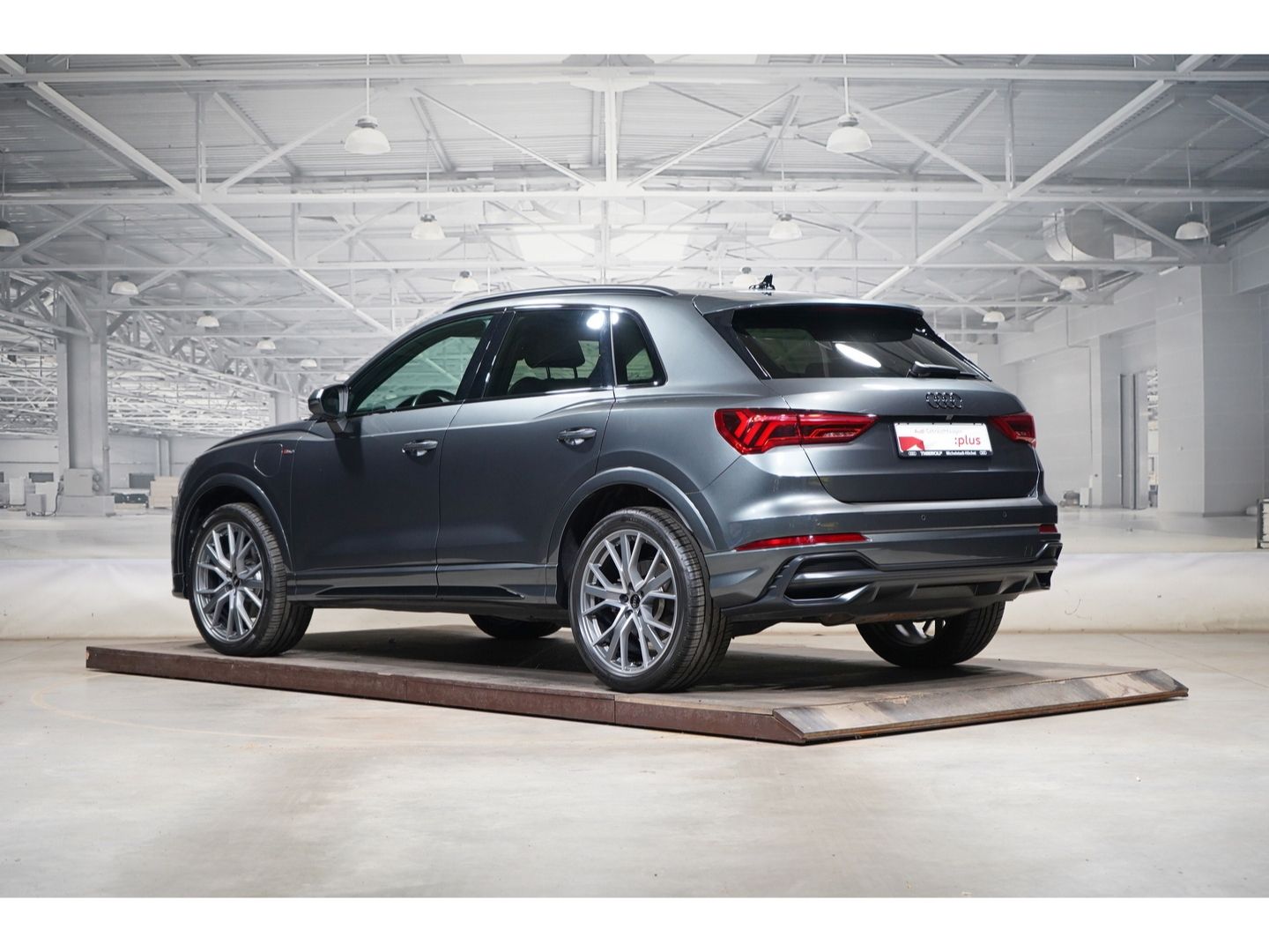 Audi Q3 S line 45 TFSI e AHK Kamera optikschwarz foto 2