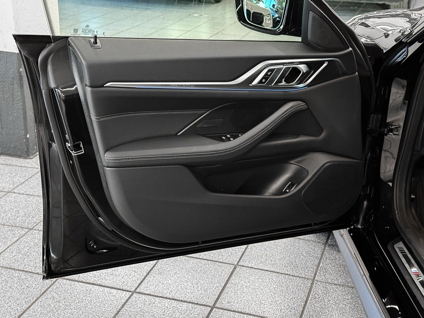 BMW i4 - Bild 15