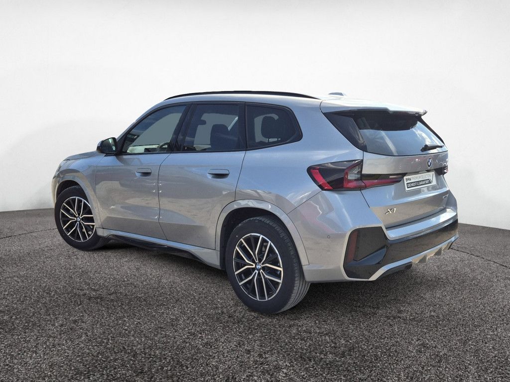 BMW X1 sDrive 18i M-Sport AHK PANO KAM LED NAVI SHZG foto 5