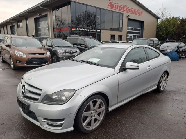 Mercedes-Benz C 180 115kW Coupe AMG Sportpaket  Teilleder Navi