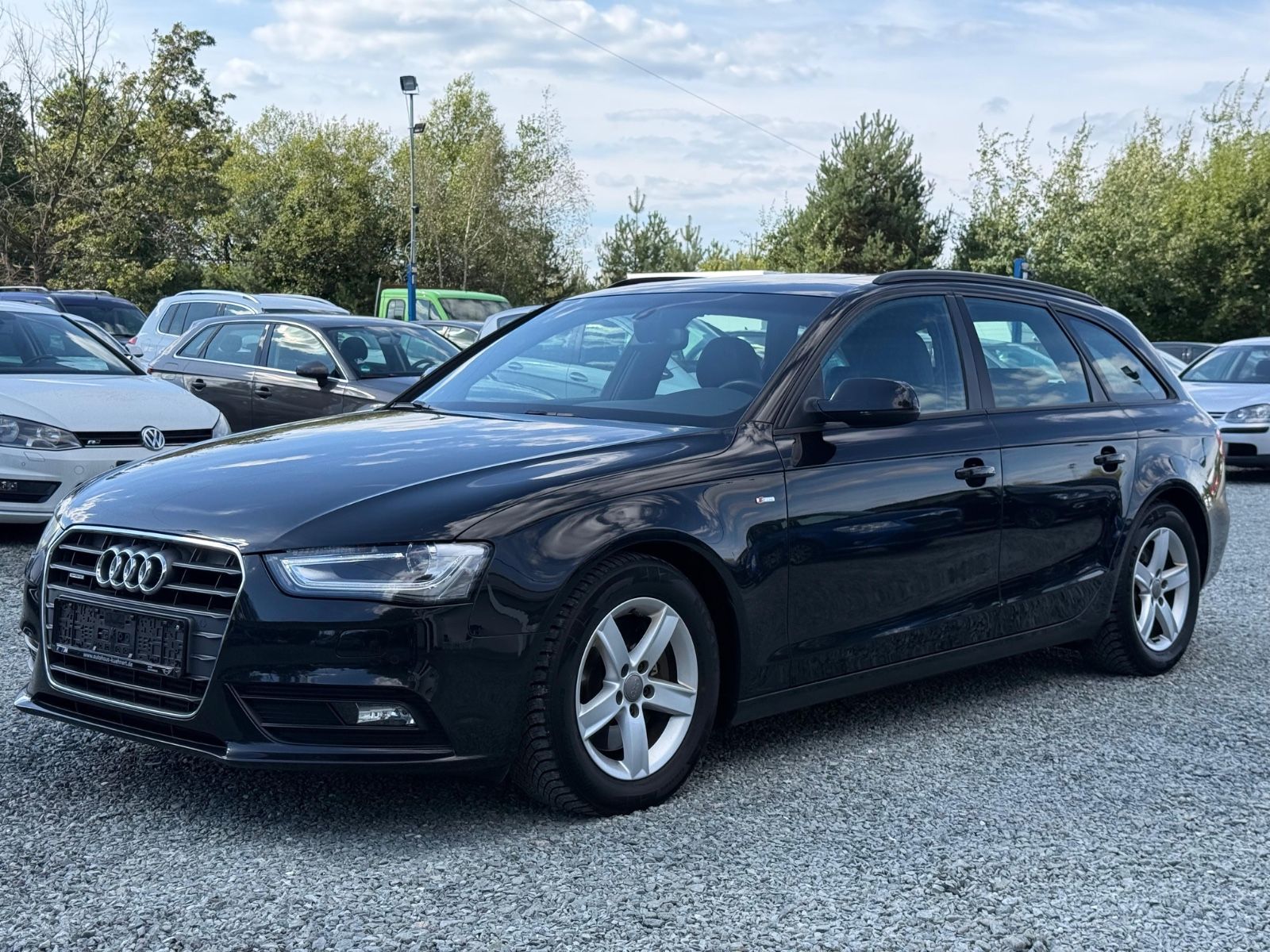 Audi A4 - 1