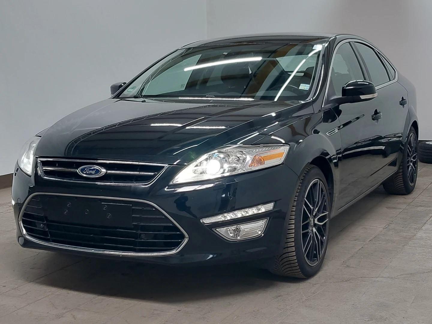 Ford Mondeo   Titanium ( LEDER/NAVI/XENON/AHK)