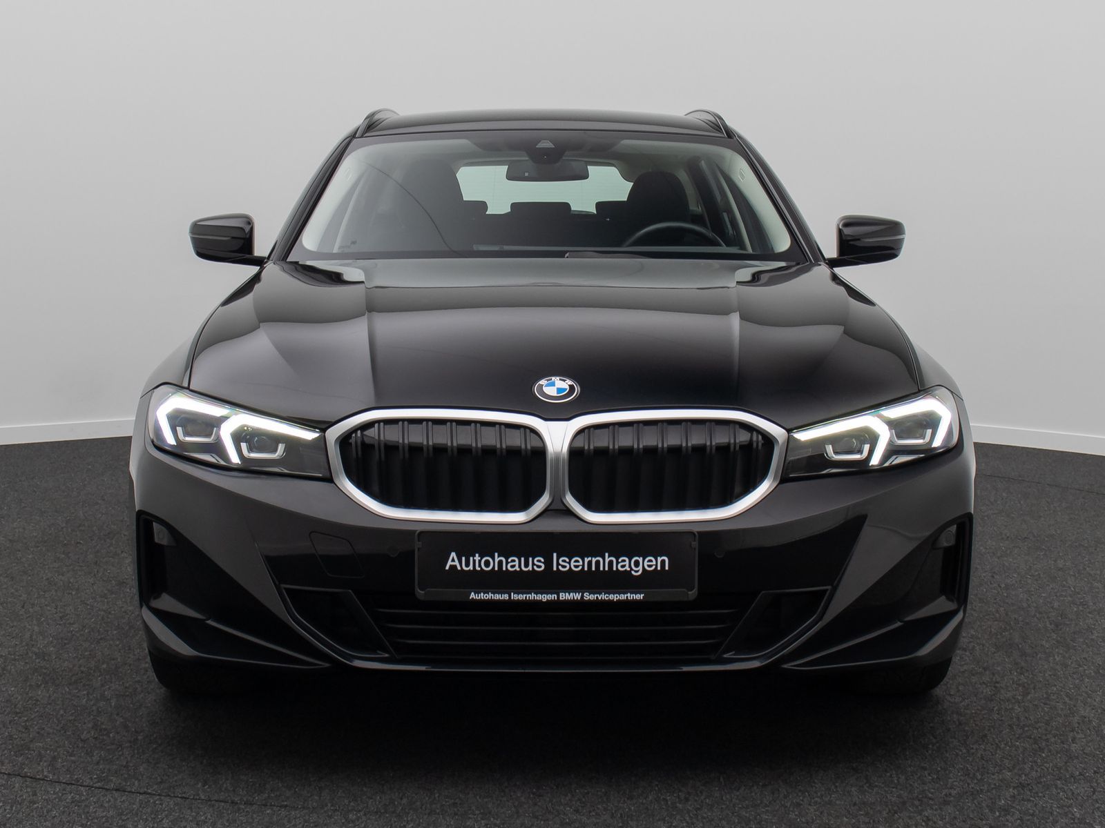 Fahrzeugabbildung BMW 318i Widscreen DAB GeschwindigReg PDC Cockpit+