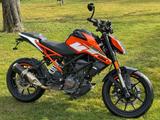 KTM Duke 125 - KTM MOFA