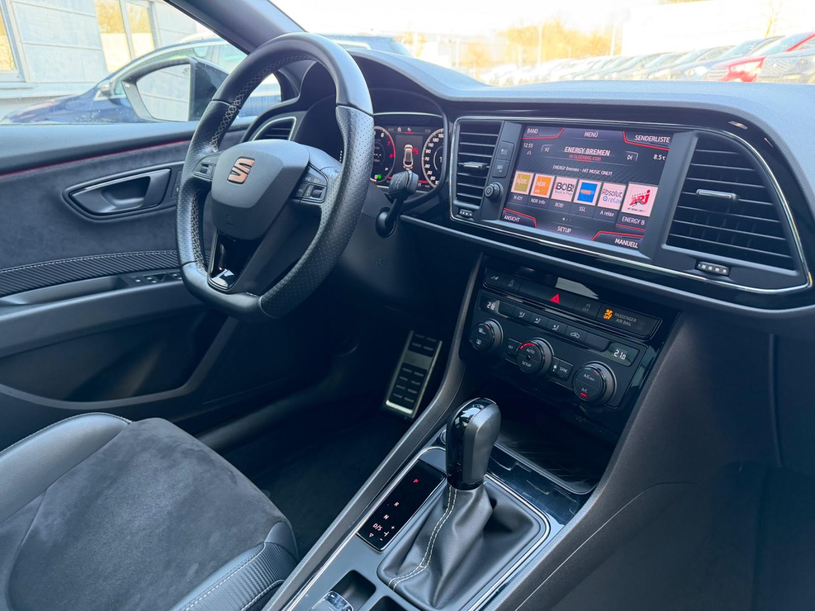 SEAT Leon ST Cupra 300 4Drive LEDER/NAVI/PANO/SHZ/AHK, миниатюра 30
