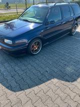 Volkswagen Schöner Golf 3 Variante - Volkswagen Golf aus 1997 mit Benzin-Antrieb: Kombi