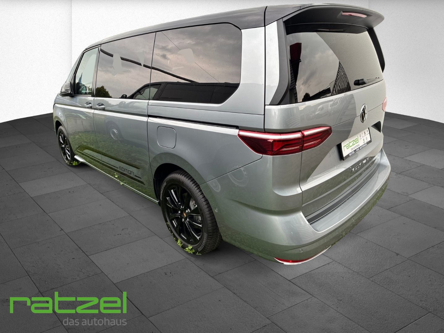 Fahrzeugabbildung Volkswagen T7 Multivan Edition 2.0 TSI DSG LÜ HUD