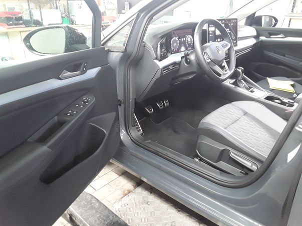Fahrzeugabbildung Volkswagen Golf VIII Variant TSI Goal LED AHK CarPlay AID A