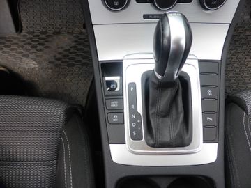 Volkswagen Passat CC - 11