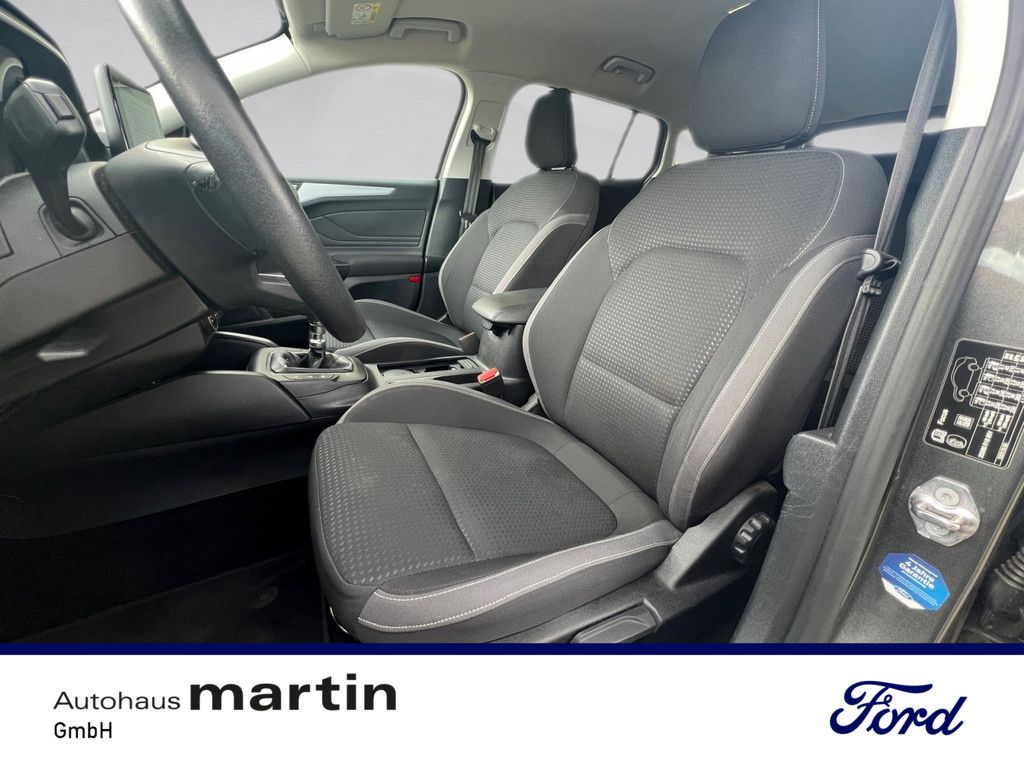 Fahrzeugabbildung Ford Focus 1.5 Cool&Connect PDC SYNC FSE NAVI SHZ