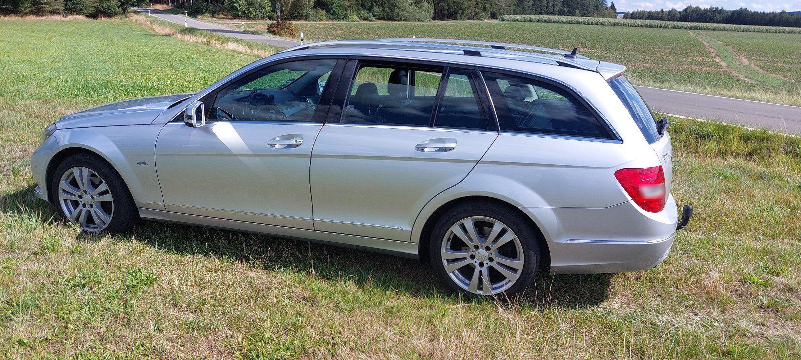 Mercedes-Benz C180 2011 — photo 6