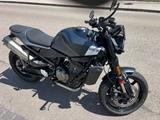 Husqvarna Svartpilen 801 - HUSQVARNA SVARTPILEN 801