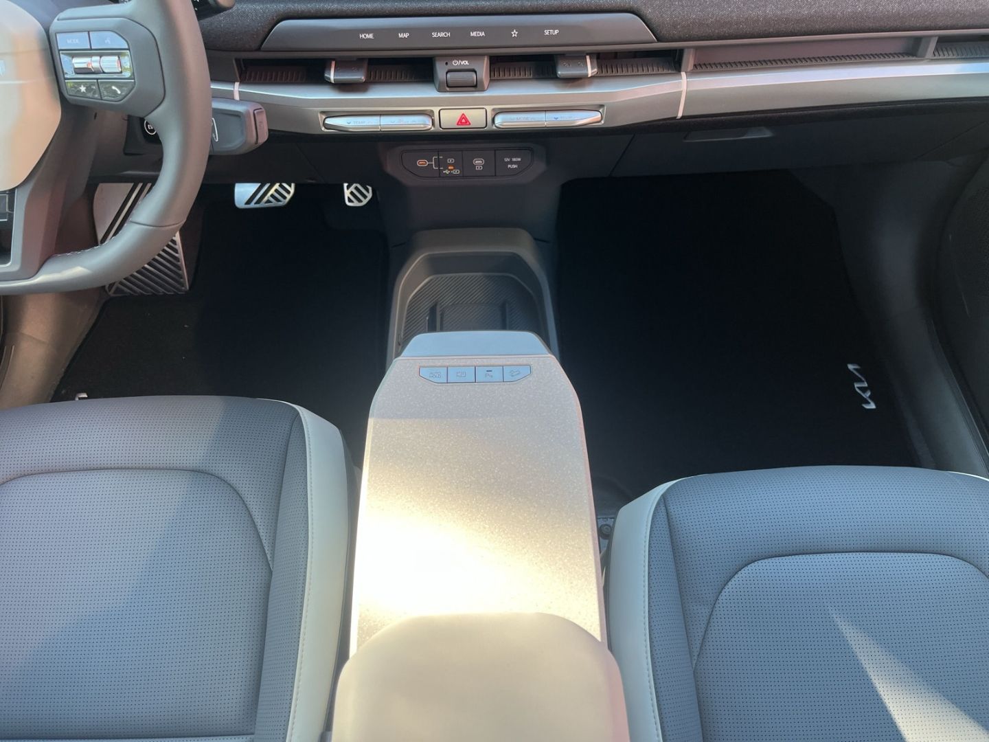 Fahrzeugabbildung Kia EV3 81.4 kWh GT-LINE*DRIVEWISE-PARK-PRO-PAKET*KO