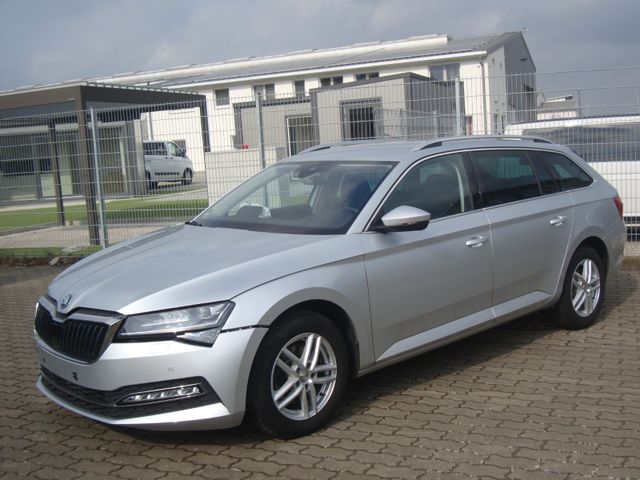 Skoda Superb 2.0 TDI DSG STYLE Combi*MATRIX*ACC*1.Hd