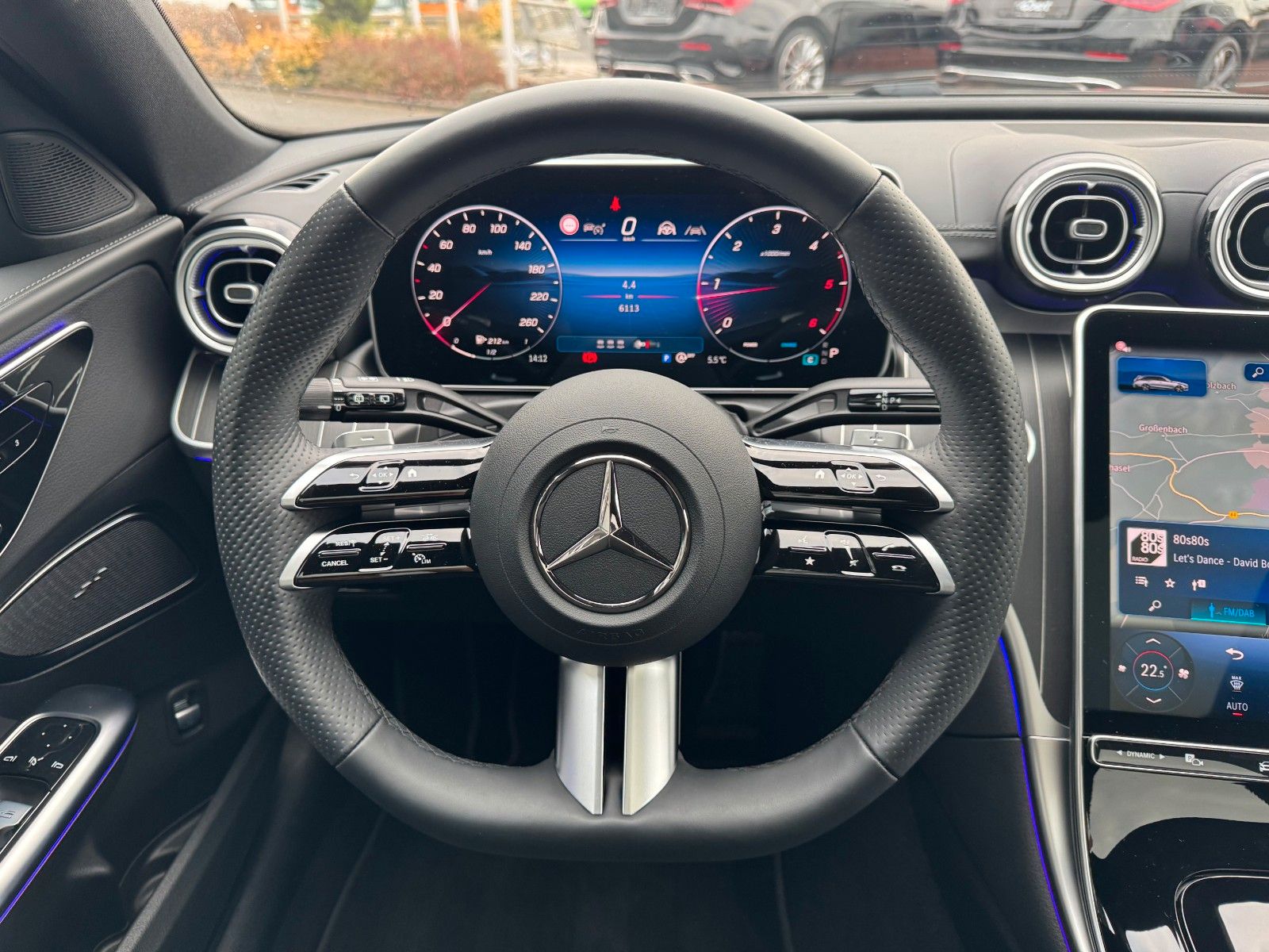 Fahrzeugabbildung Mercedes-Benz C 200d T AMG+Pano+AHK+Distr+Digital+360