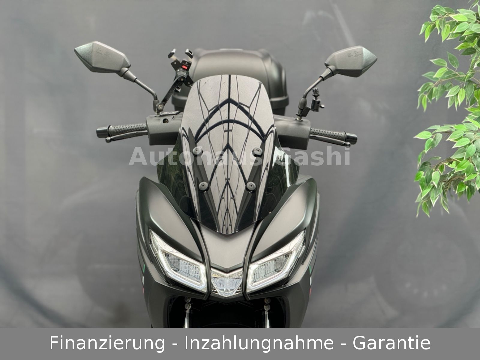 Fahrzeugabbildung Aprilia SXR50S*SchwarzMatt*LED*+Koffer