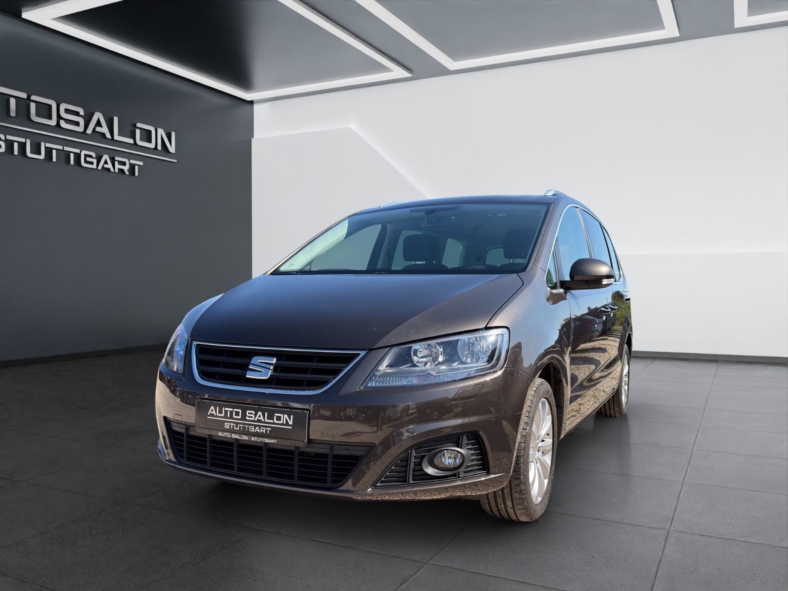 SEAT Alhambra Style 7-Sitzer *NAVI*R-KAM*AHK*MFL*TEMP